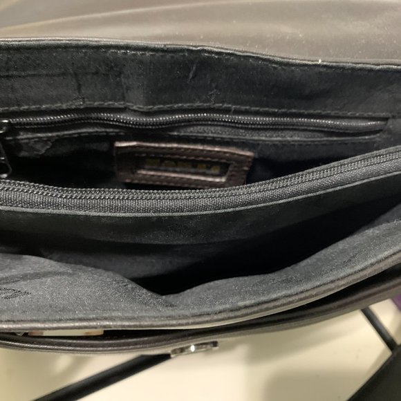 Santi Handbag - Picture 2 of 4